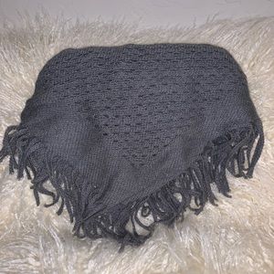 Triangle scarf